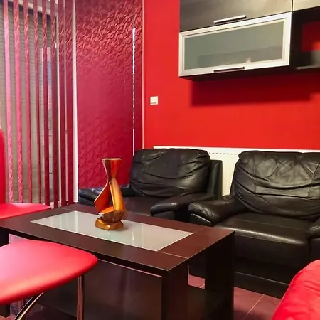 Joy Martirilor Giroc 4 Lägenhet