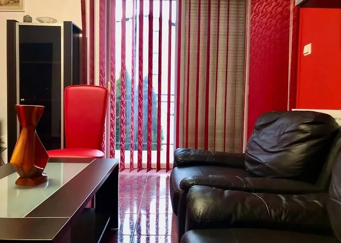 Apartment Joy Martirilor Giroc 4 *