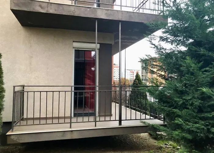 Joy Martirilor Giroc 4 * Timişoara