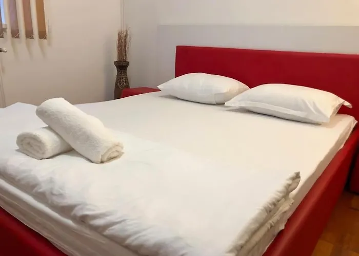 Joy Martirilor Giroc 4 Timişoara